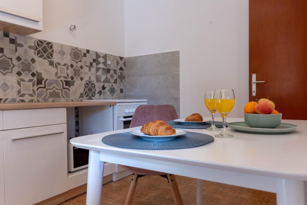 Apartman Duce Milka Villa Exterior photo