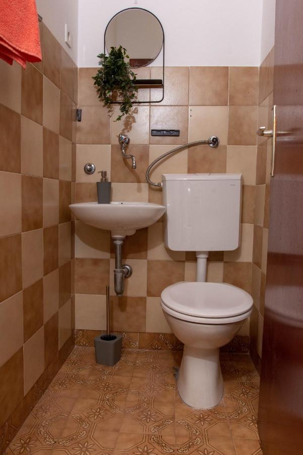 Apartman Duce Milka Villa Exterior photo